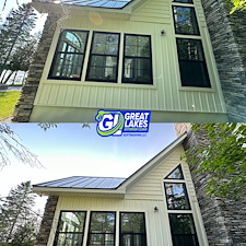 Presque-Isle-MIs-1-Exterior-Cleaning-Soft-Wash-House-Washing-Concrete-Paver-Cleaning-Exterior-Window-Cleaning 18
